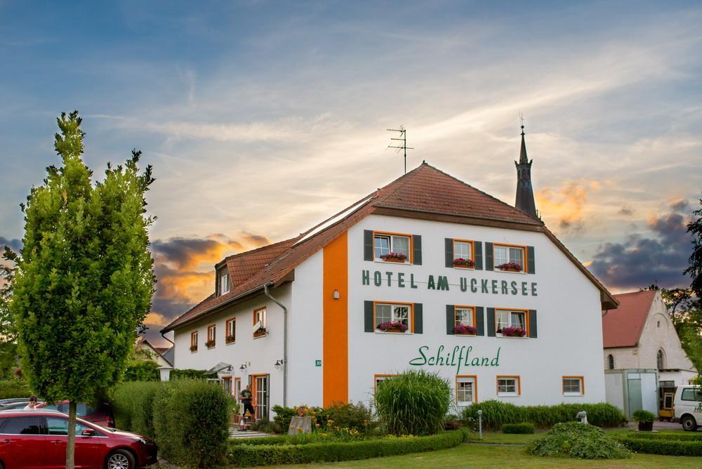 Hotel Am Uckersee Roepersdorf Екстер'єр фото